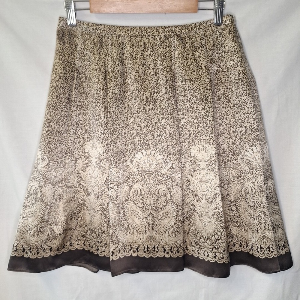 Tahari‎ Shula 100% Silk Skirt Scarf Pattern Pleated 8 Buff Brown Cream Lined NWT